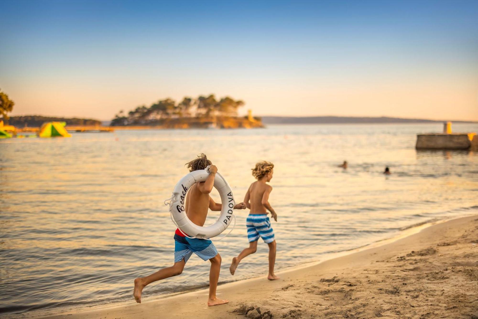 Valamar Padova Hotel Banjol Εξωτερικό φωτογραφία